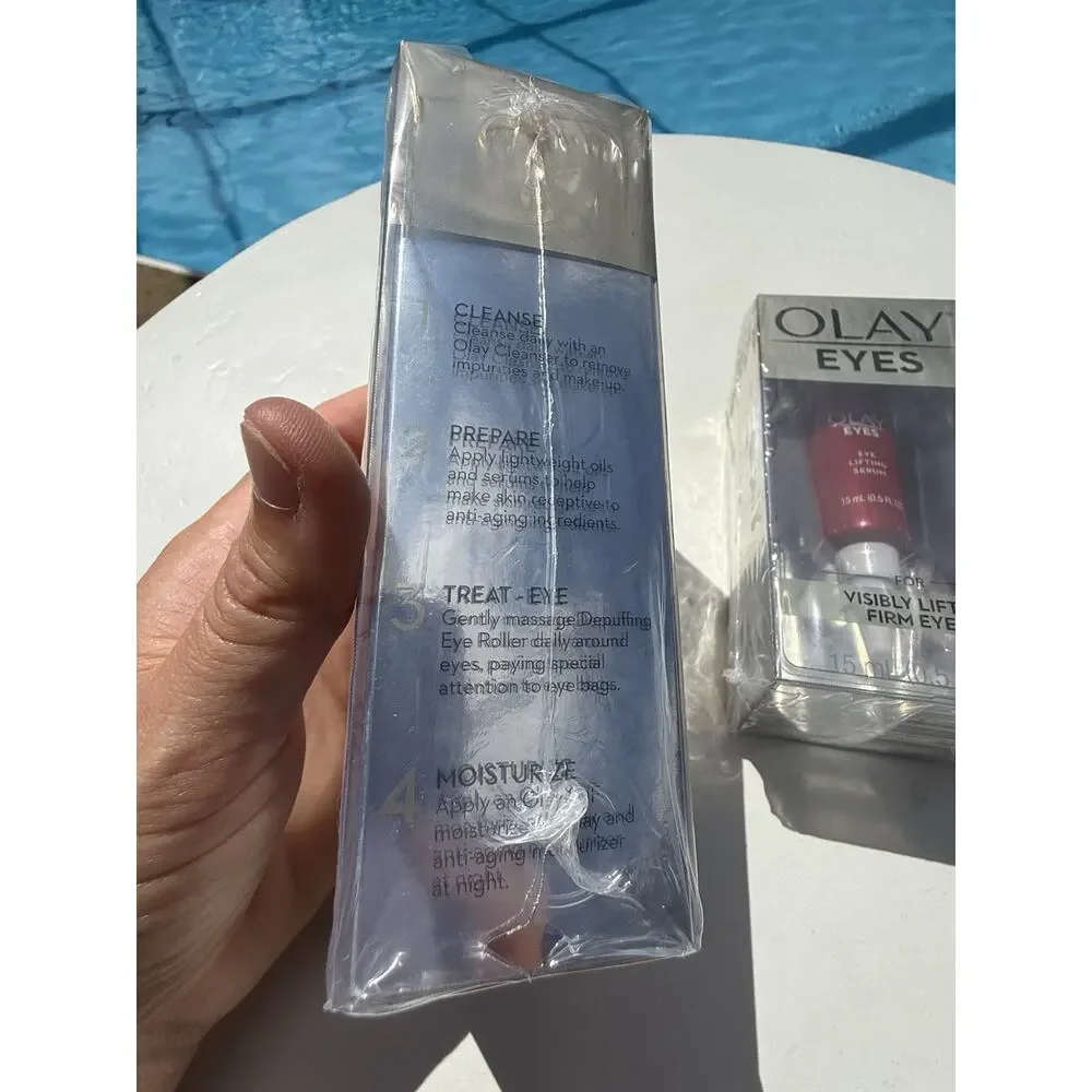 Olay Eyes Eye Lifting Serum 15 mL & Depuffing Eye Roller 6 mL Bundle New Sealed